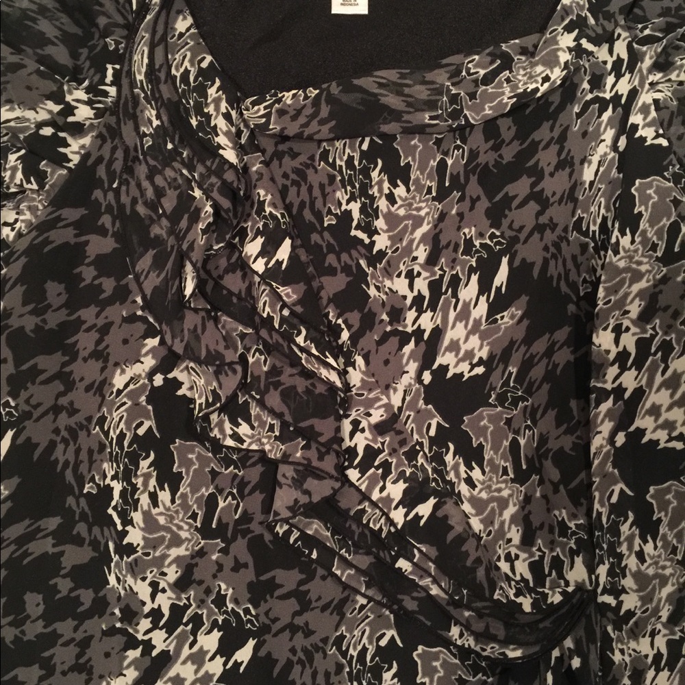 Ladies Worthington Blouse. Petite L
